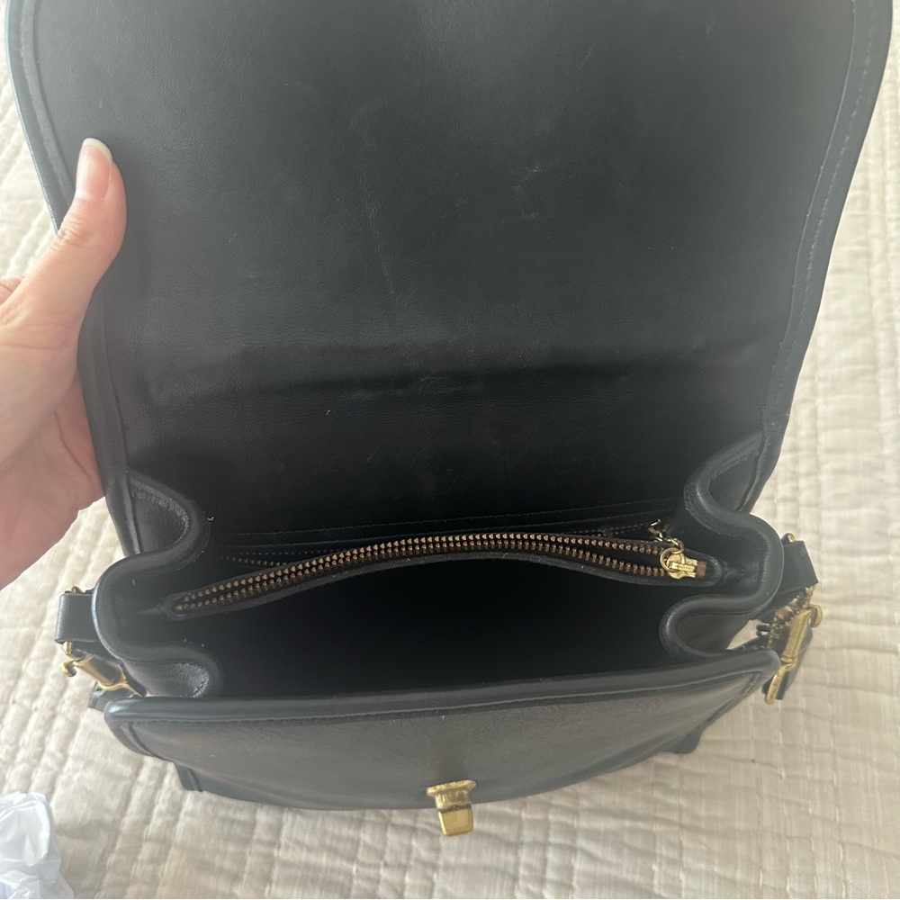 Classic Black Leather Top-Handle Crossbody Bag - Picture 8 of 11